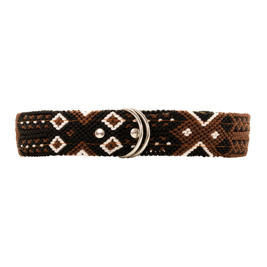 Artisanal dog collar featuring a bespoke design for your furry companion