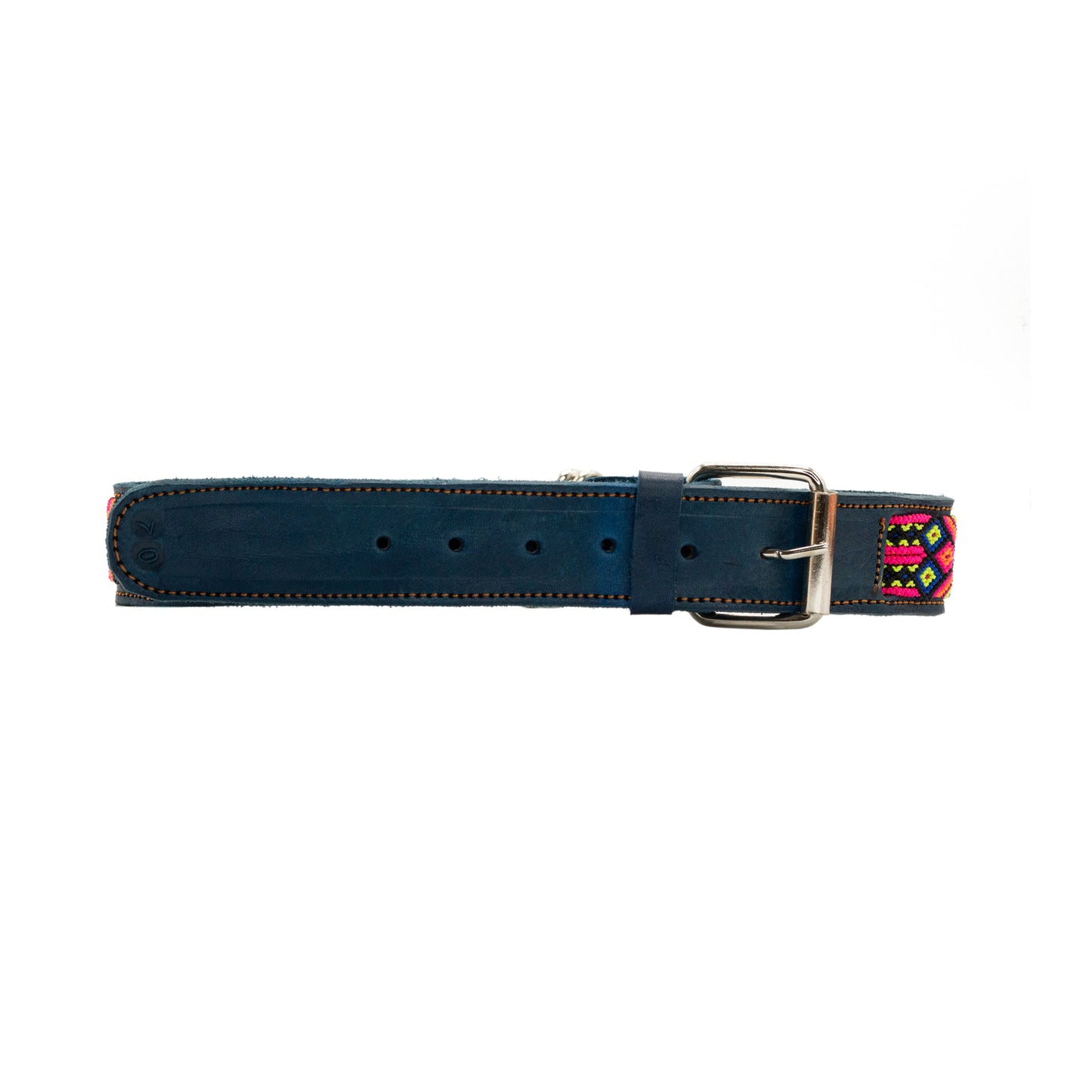 Mexi-canine flair meets fashion with this artisanal pet collar