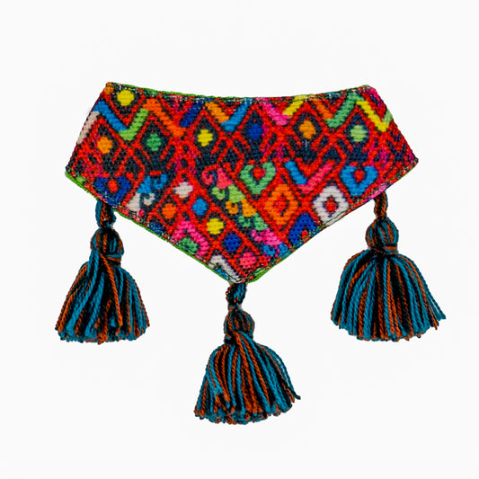 Dog bandana with a kaleidoscope of colors, a visual delight for every pup.