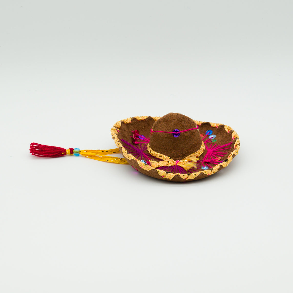 Mini sombrero for your pet, ready to party in style!