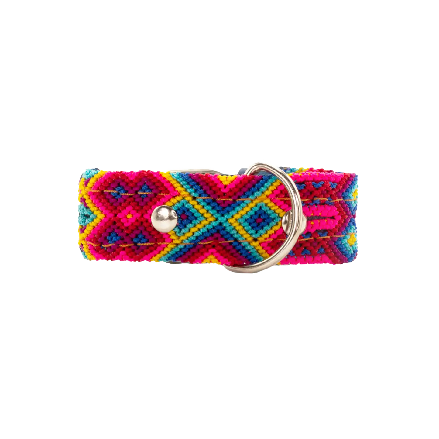 Handwoven dog collar that exudes elegance and sophistication