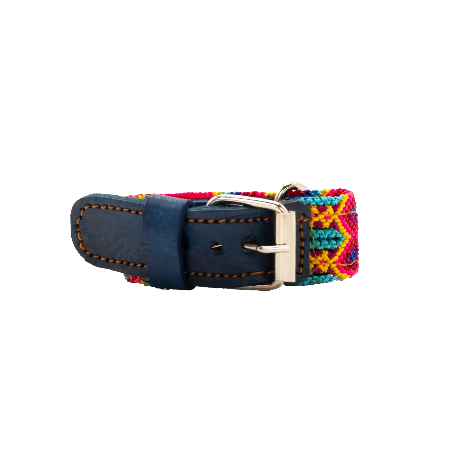 Handwoven dog collar that exudes elegance and sophistication