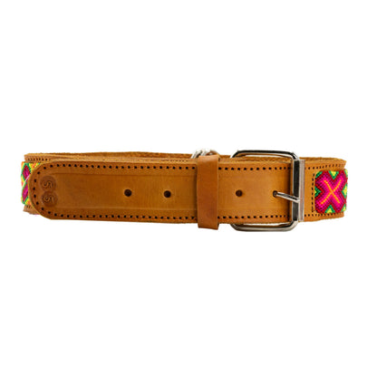 Vibrant silk thread detailing adds a pop of color to this pet collar